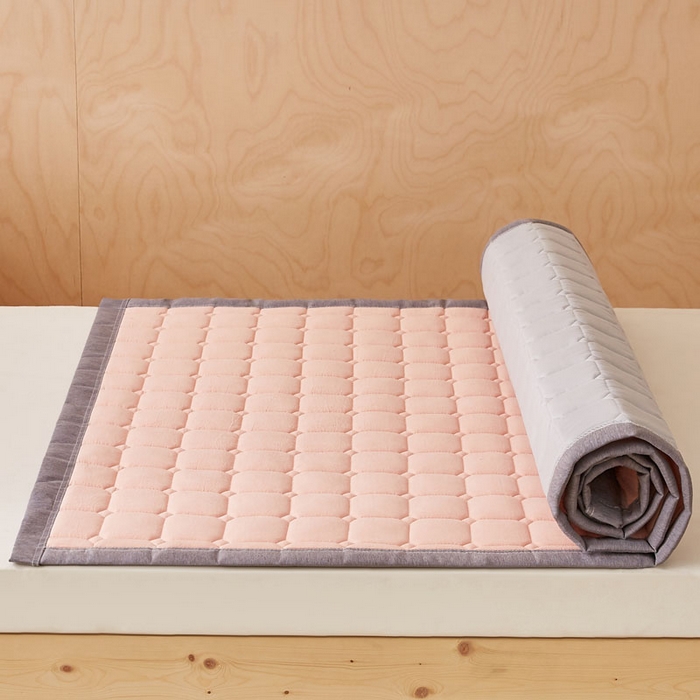 91家纺网 家纺一手货源 找家纺 暖季家纺 2025新款A类水洗棉学生絮叠床护垫 絮叠床护垫-粉