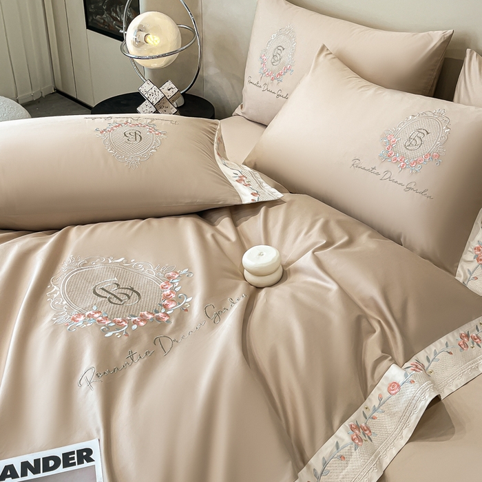 91家纺网 家纺一手货源 找家纺 桃园 2025新款纯棉全棉长绒棉刺绣绣花四件套（高端礼盒）-叶语 叶语-香槟金