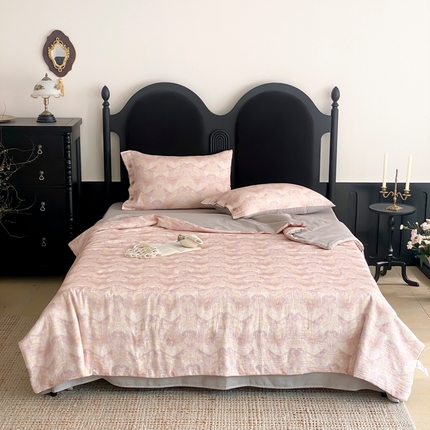 91家纺网 家纺一手货源 找家纺 （总）赫帛 2025新款60支全棉双层纱夏被-云岫霓裳