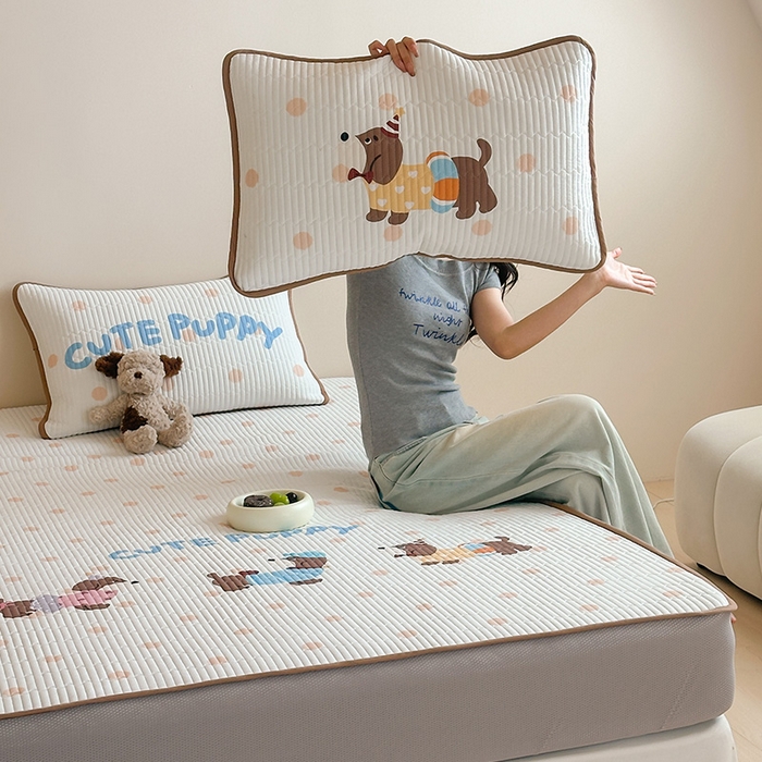 91家纺网 家纺一手货源 找家纺 （总）RYB红黄兰 2025新款ins设计师原创大版小清新超萌卡通冰皮夹棉软凉席