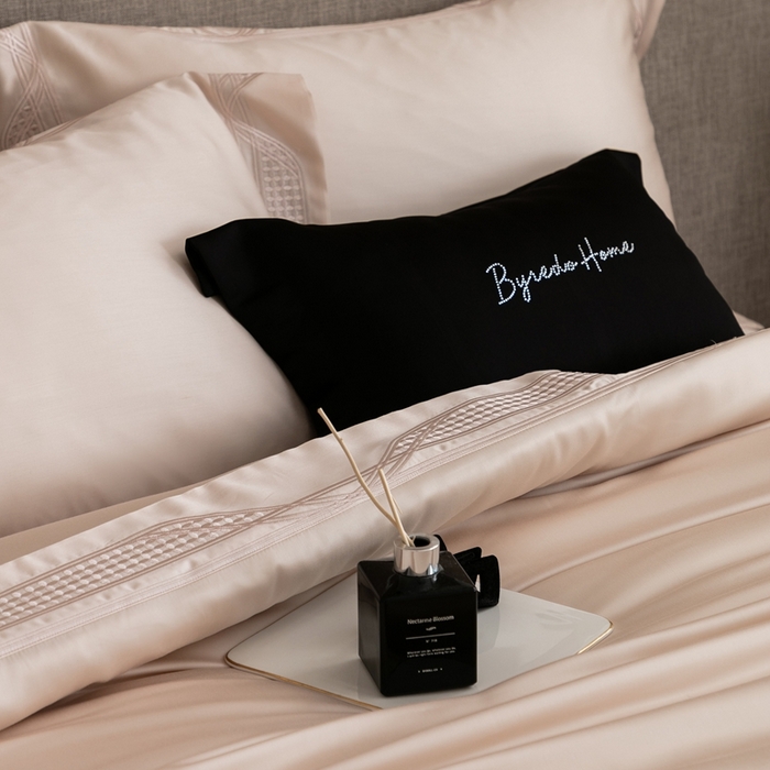 91家纺网 家纺一手货源 找家纺 （总）馨蕊家居 2025新款80SLF奥地利兰精天丝四件套-凯伦