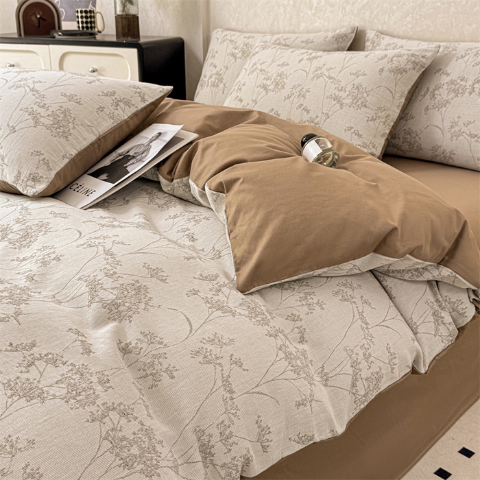 91家纺网 家纺一手货源 找家纺 灰鲸2025新款A类全棉三层纱色织提花系列四件套 初春-咖