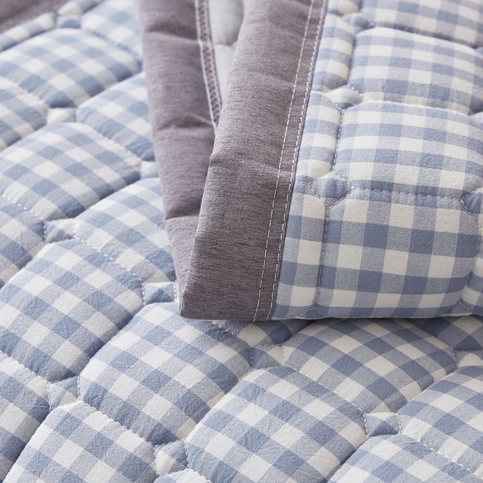 91家纺网 家纺一手货源 找家纺 暖季家纺 2025新款A类水洗棉学生絮叠床护垫 絮叠床护垫-蓝小格