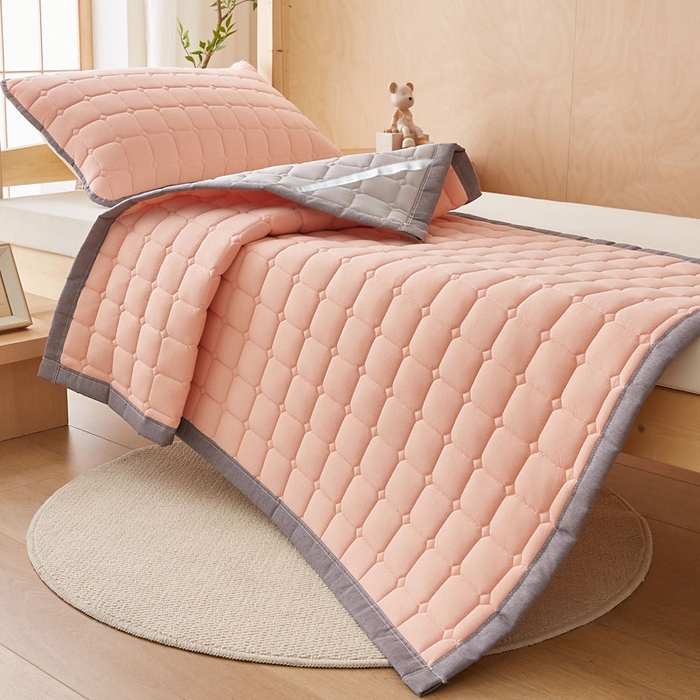 91家纺网 家纺一手货源 找家纺 （总）暖季家纺 2025新款A类水洗棉学生絮叠床护垫