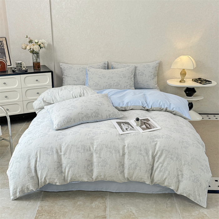 91家纺网 家纺一手货源 找家纺 灰鲸2025新款A类全棉三层纱色织提花系列四件套 初春-蓝