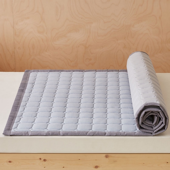 91家纺网 家纺一手货源 找家纺 暖季家纺 2025新款A类水洗棉学生絮叠床护垫 絮叠床护垫-浅灰