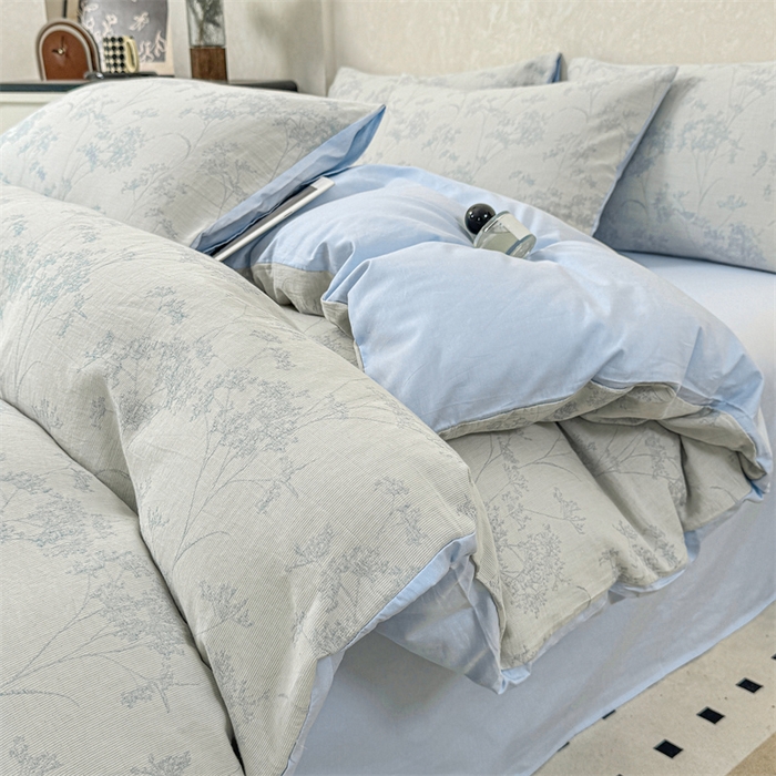 91家纺网 家纺一手货源 找家纺 灰鲸2025新款A类全棉三层纱色织提花系列四件套 初春-蓝