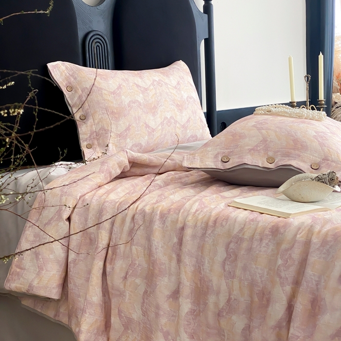 91家纺网 家纺一手货源 找家纺 （总）赫帛 2025新款60支全棉双层纱夏被-云岫霓裳