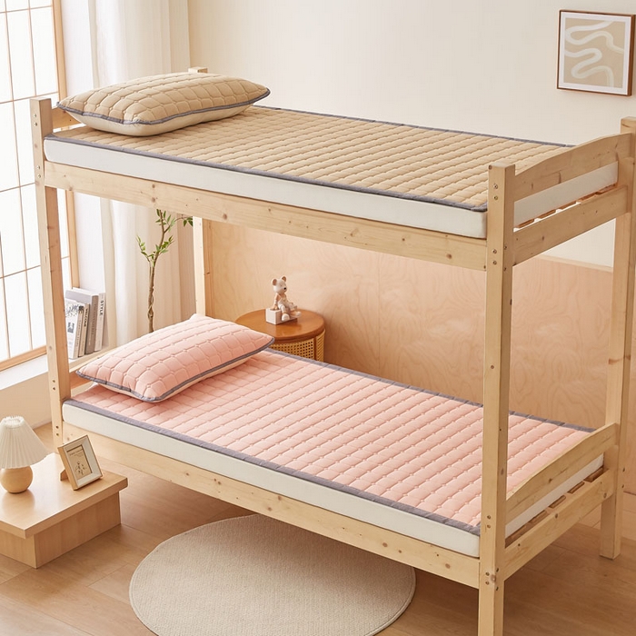 91家纺网 家纺一手货源 找家纺 暖季家纺 2025新款A类水洗棉学生絮叠床护垫 絮叠床护垫-粉