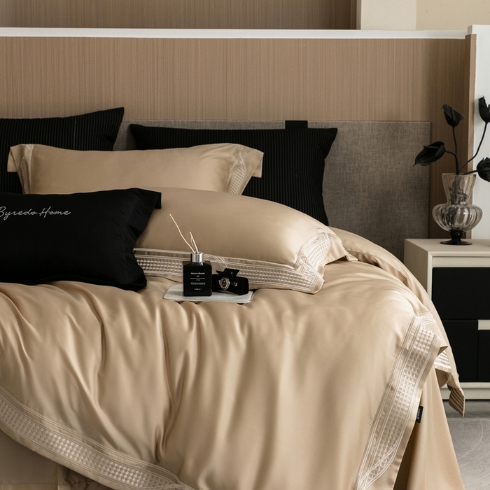 91家纺网 家纺一手货源 找家纺 馨蕊家居 2025新款80SLF奥地利兰精天丝四件套-凯伦 天丝凯伦-香槟