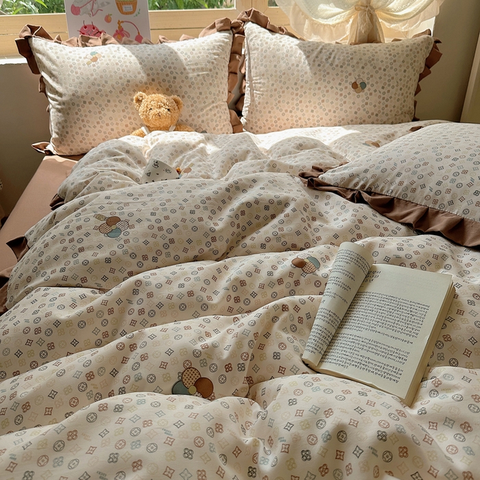 91家纺网 家纺一手货源 找家纺 韩巢家纺 2025新款针织双层纱花边款被套直播热销款四件套学生宿舍床单三件套-（提供卖家秀）四叶草