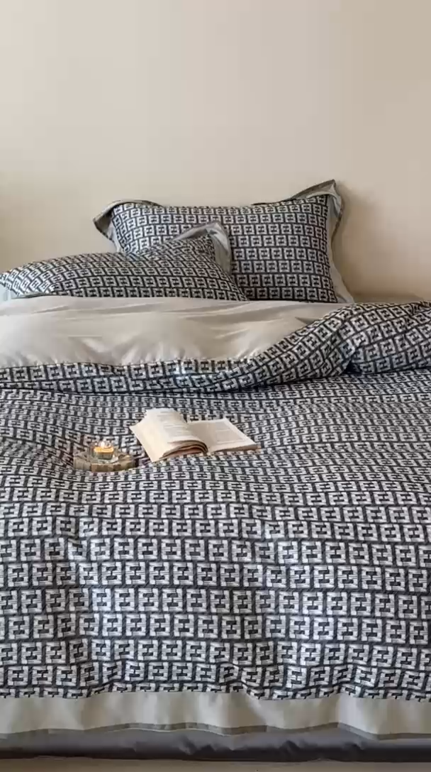 91家纺网 家纺一手货源 找家纺 （总）赫帛 2025新款60s数码印花天丝棉四件套-字母F