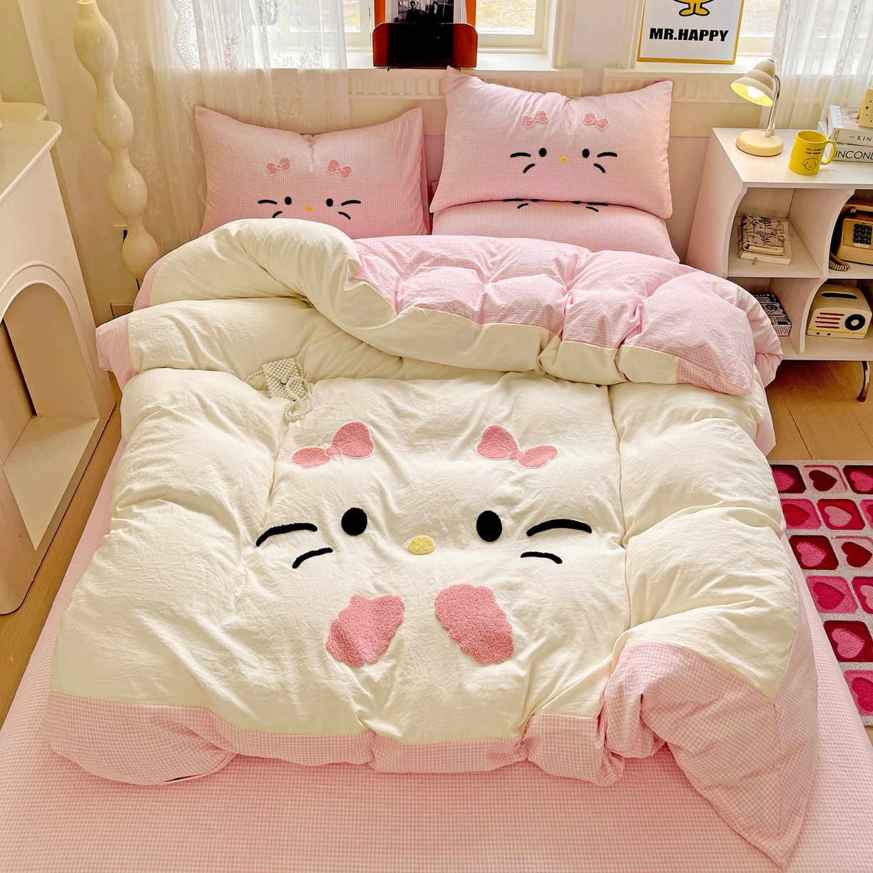 91家纺网 家纺一手货源 找家纺 （总）富米莱（原臻工厂） 2025新款云朵棉水洗棉毛巾绣拼角工艺四件套