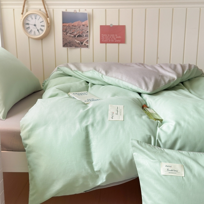 91家纺网 家纺一手货源 找家纺 曼之夏 2025新款全棉拼色纯色宿舍学生三件套 浅绿+米灰