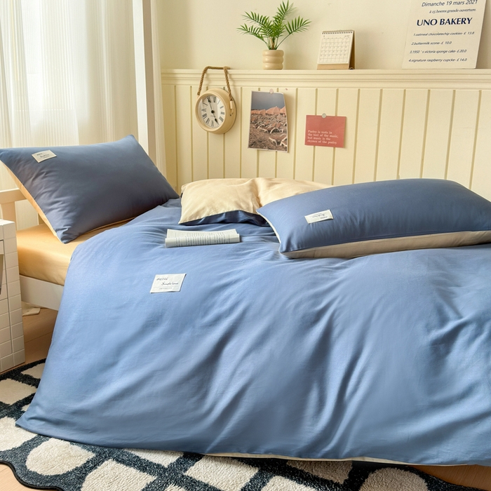 91家纺网 家纺一手货源 找家纺 曼之夏 2025新款全棉拼色纯色宿舍学生三件套 兰灰+浅驼