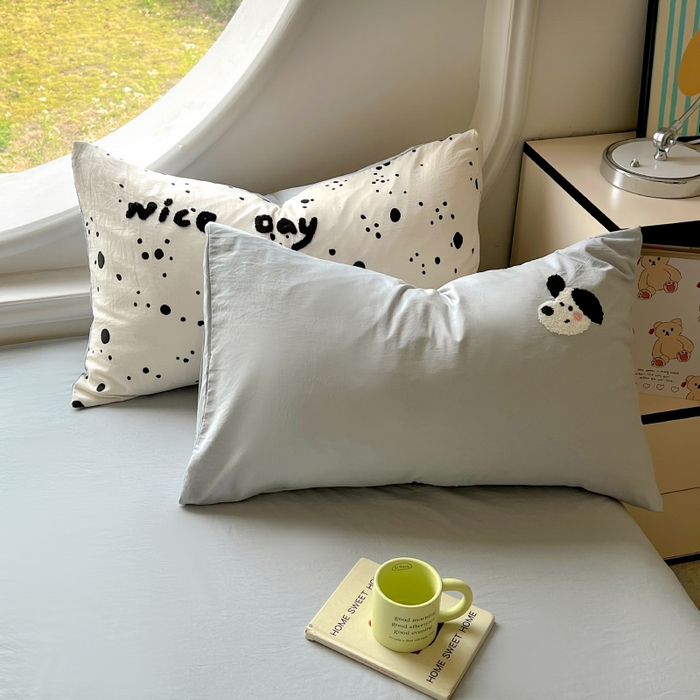 91家纺网 家纺一手货源 找家纺 百寐 2025新款亲肤柔软水洗棉卡通可爱学生季宿舍床三四件套非全棉毛巾绣 斑点狗狗