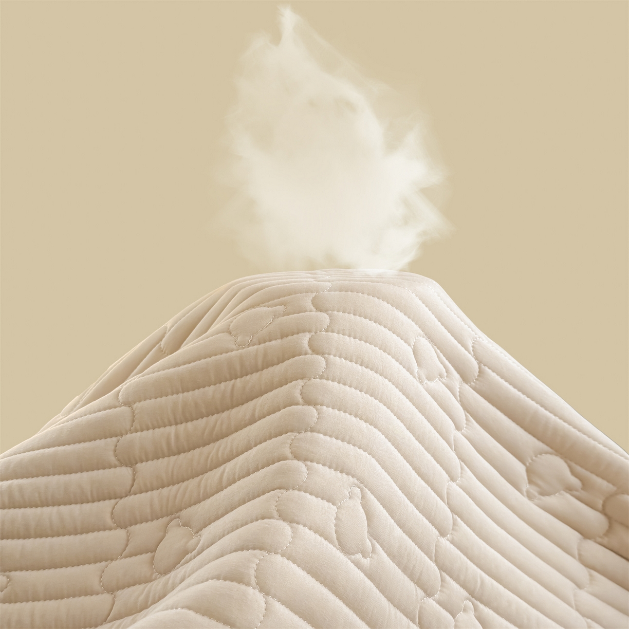 91家纺网 家纺一手货源 找家纺 雯豆家纺 2025新款学生宿舍夹棉床褥薄垫子上下铺床单人床护垫 爱心熊-床褥款奶咖