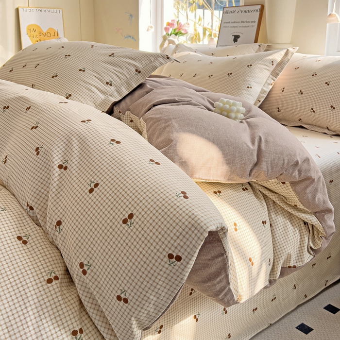 91家纺网 家纺一手货源 找家纺 依庭 2025春夏新款12868全棉纯棉印花卡通系列单被套 被套单件 糖果影院