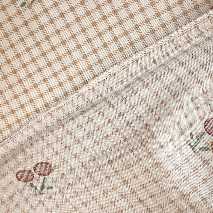 91家纺网 家纺一手货源 找家纺 依庭 2025春夏新款12868全棉纯棉印花卡通系列单被套 被套单件 糖果影院