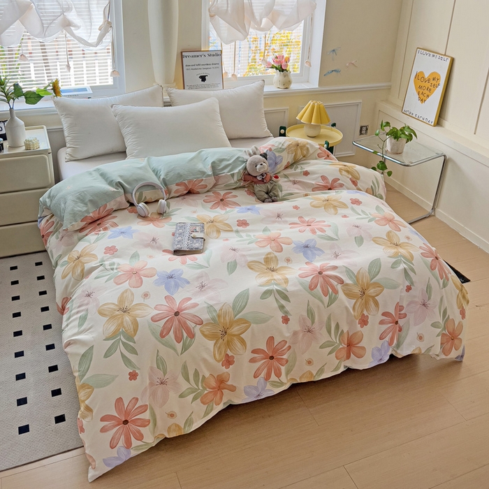 91家纺网 家纺一手货源 找家纺 依庭 2025春夏新款12868全棉纯棉印花卡通系列单被套 被套单件 糖果影院