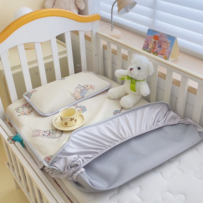 91家纺网 家纺一手货源 找家纺 （总）小叮当家纺仓储工厂店 （提供买家秀 爆款花型 不断货）2025新款冰豆豆儿童卡通凉席床笠