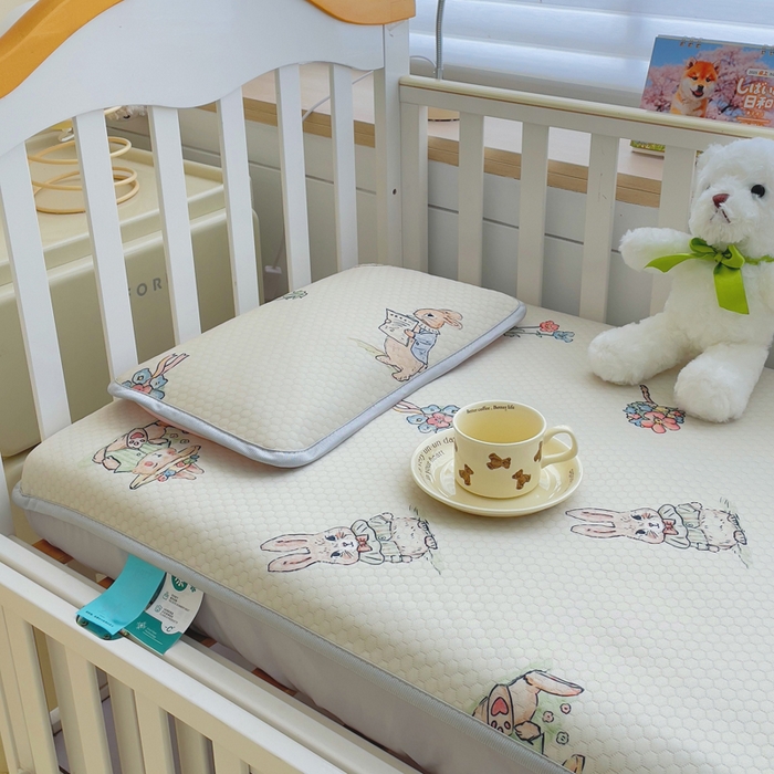 91家纺网 家纺一手货源 找家纺 （总）小叮当家纺仓储工厂店 （提供买家秀 爆款花型 不断货）2025新款冰豆豆儿童卡通凉席床笠