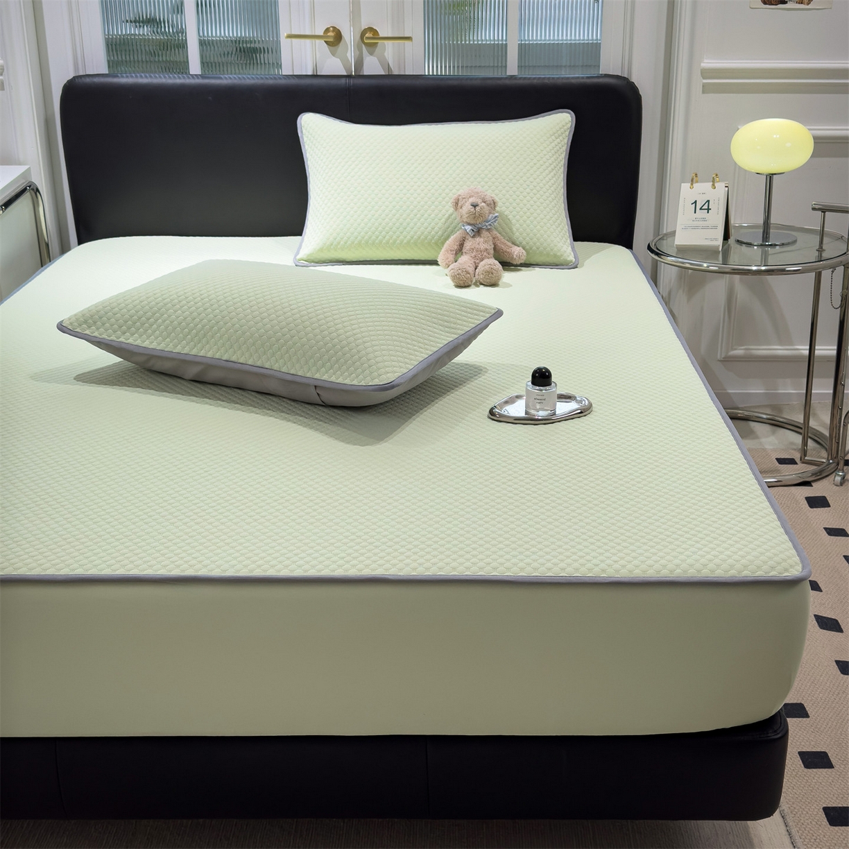 91家纺网 家纺一手货源 找家纺 乐家欣 2025新款A类5A抗菌级针织豆豆床笠系列 豆豆床笠-嫩绿