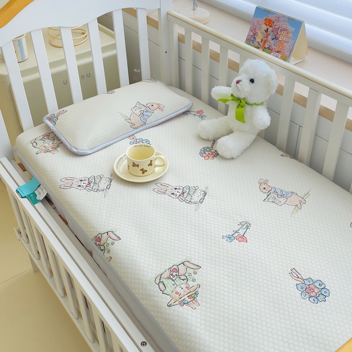 91家纺网 家纺一手货源 找家纺 小叮当家纺仓储工厂店 （提供买家秀 爆款花型 不断货）2025新款冰豆豆儿童卡通凉席床笠 小兔