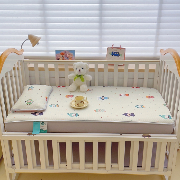 91家纺网 家纺一手货源 找家纺 小叮当家纺仓储工厂店 （提供买家秀 爆款花型 不断货）2025新款冰豆豆儿童卡通凉席床笠 波点小熊