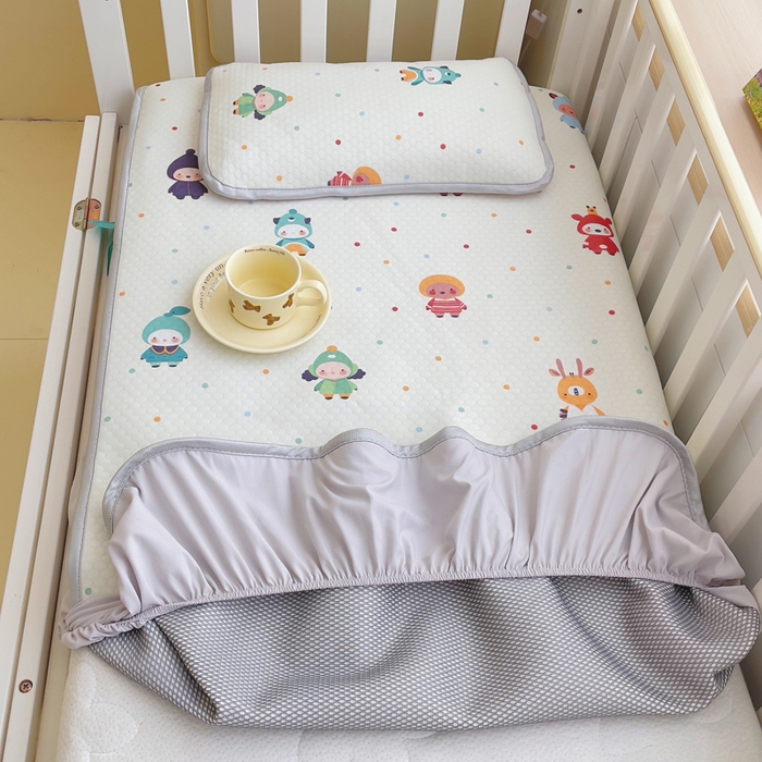 91家纺网 家纺一手货源 找家纺 小叮当家纺仓储工厂店 （提供买家秀 爆款花型 不断货）2025新款冰豆豆儿童卡通凉席床笠 波点小熊