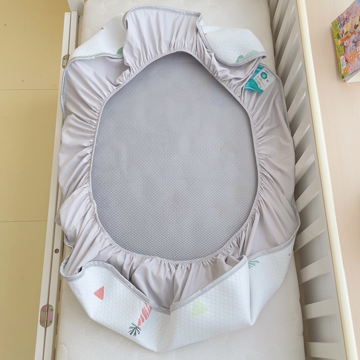 91家纺网 家纺一手货源 找家纺 小叮当家纺仓储工厂店 （提供买家秀 爆款花型 不断货）2025新款冰豆豆儿童卡通凉席床笠 菠萝小熊