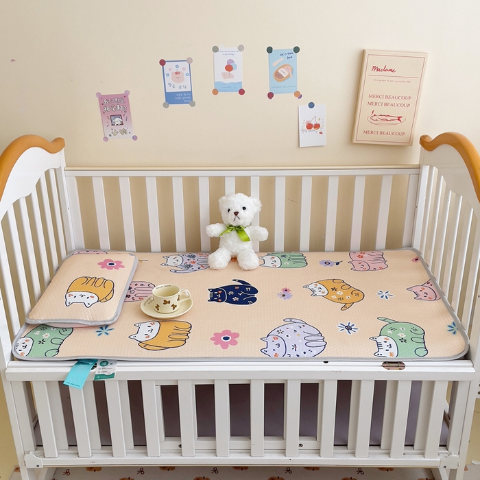 91家纺网 家纺一手货源 找家纺 小叮当家纺仓储工厂店 （提供买家秀 爆款花型 不断货）2025新款冰豆豆儿童卡通凉席床席 小猫