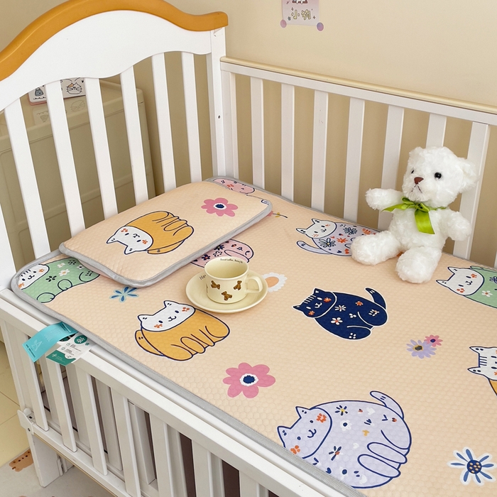 91家纺网 家纺一手货源 找家纺 小叮当家纺仓储工厂店 （提供买家秀 爆款花型 不断货）2025新款冰豆豆儿童卡通凉席床席 小猫