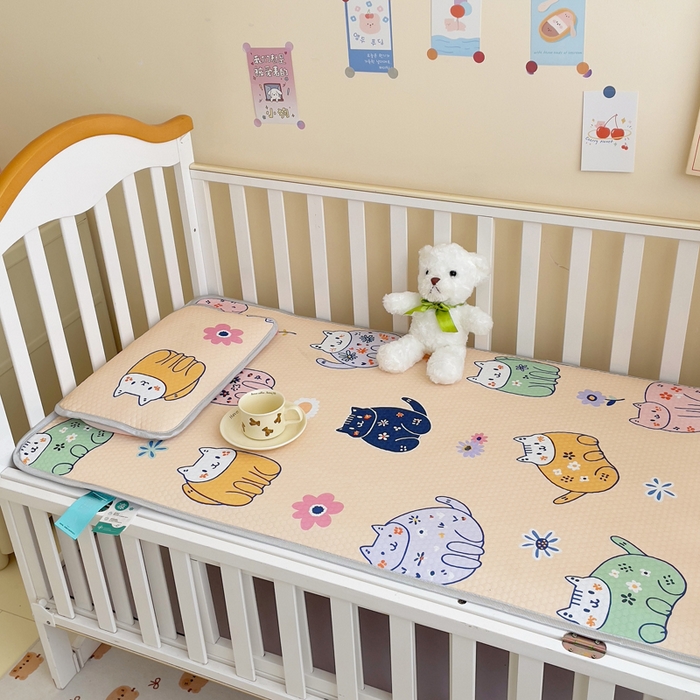 91家纺网 家纺一手货源 找家纺 小叮当家纺仓储工厂店 （提供买家秀 爆款花型 不断货）2025新款冰豆豆儿童卡通凉席床席 小猫