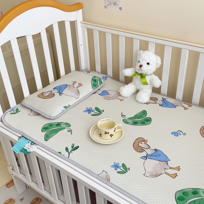 91家纺网 家纺一手货源 找家纺 小叮当家纺仓储工厂店 （提供买家秀 爆款花型 不断货）2025新款冰豆豆儿童卡通凉席床席 小鸭子