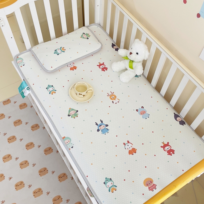 91家纺网 家纺一手货源 找家纺 （总）小叮当家纺仓储工厂店 （提供买家秀 爆款花型 不断货）2025新款冰豆豆儿童卡通凉席床席