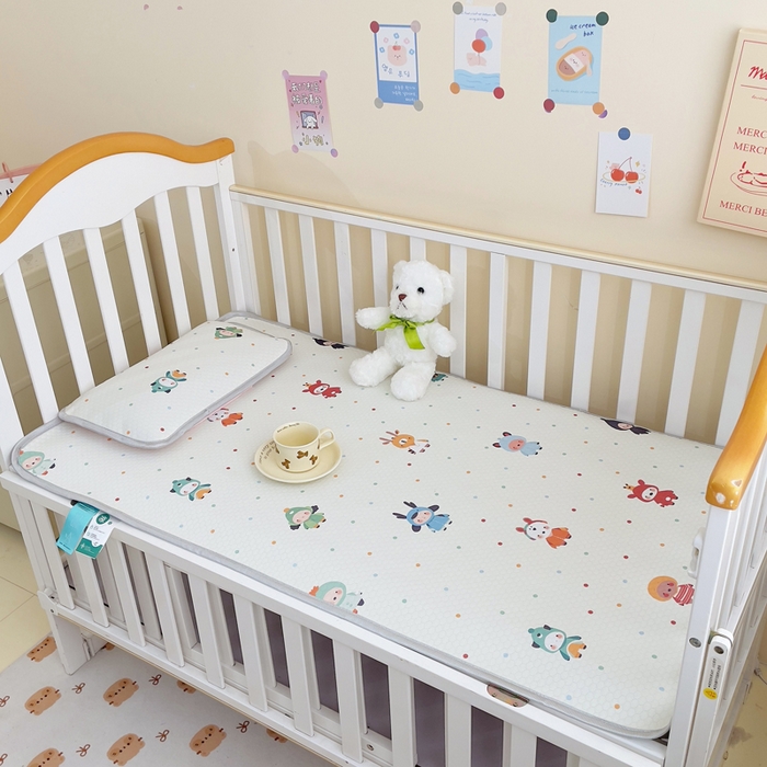 91家纺网 家纺一手货源 找家纺 小叮当家纺仓储工厂店 （提供买家秀 爆款花型 不断货）2025新款冰豆豆儿童卡通凉席床席 波点小熊