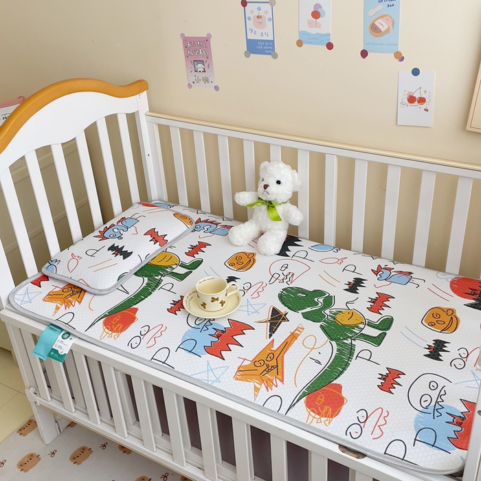 91家纺网 家纺一手货源 找家纺 小叮当家纺仓储工厂店 （提供买家秀 爆款花型 不断货）2025新款冰豆豆儿童卡通凉席床席 恐龙