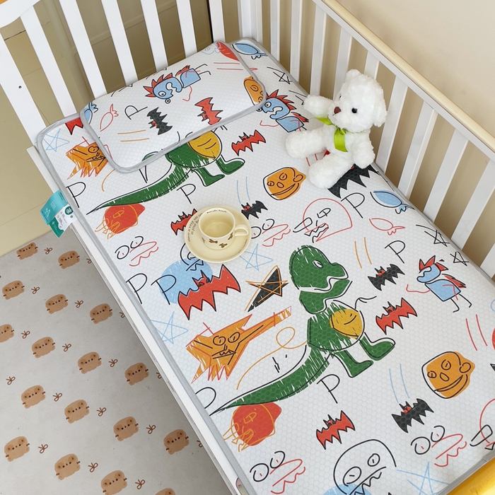 91家纺网 家纺一手货源 找家纺 小叮当家纺仓储工厂店 （提供买家秀 爆款花型 不断货）2025新款冰豆豆儿童卡通凉席床席 恐龙