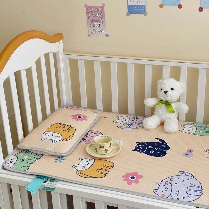 91家纺网 家纺一手货源 找家纺 小叮当家纺仓储工厂店 （提供买家秀 爆款花型 不断货）2025新款冰豆豆儿童卡通凉席床席 小猫