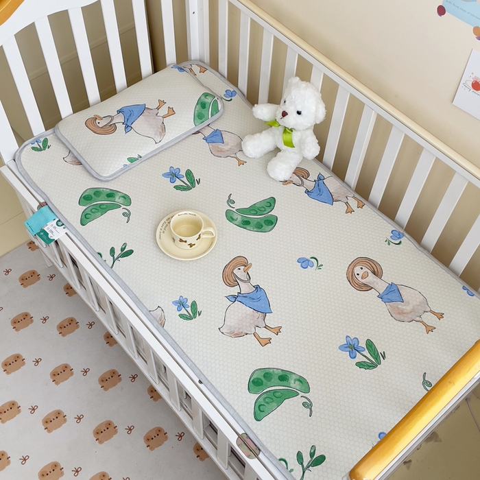 91家纺网 家纺一手货源 找家纺 小叮当家纺仓储工厂店 （提供买家秀 爆款花型 不断货）2025新款冰豆豆儿童卡通凉席床席 小鸭子