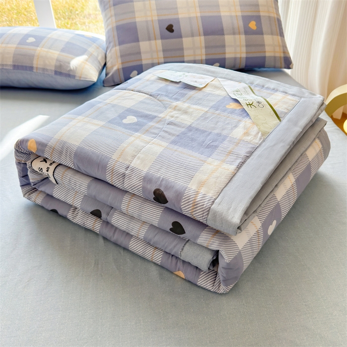 91家纺网 家纺一手货源 找家纺 蓝雀翎 2025新款全棉印花新疆棉花夏被 爱达拉