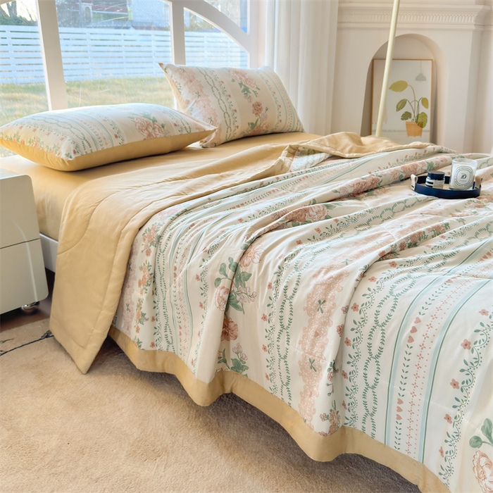 91家纺网 家纺一手货源 找家纺 蓝雀翎 2025新款全棉印花新疆棉花夏被 恋薇