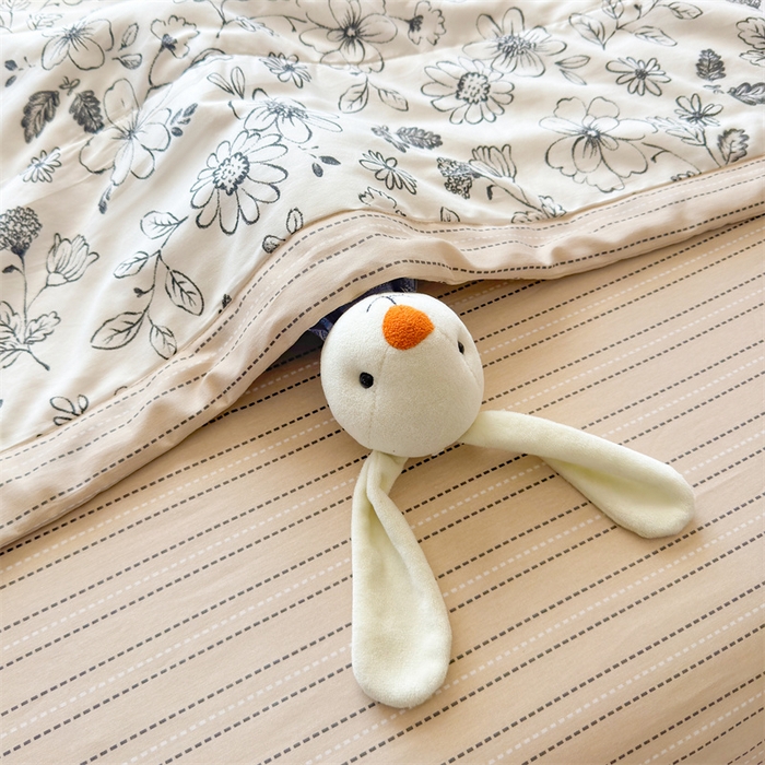 91家纺网 家纺一手货源 找家纺 蓝雀翎 2025新款全棉印花新疆棉花夏被 迪克奥莱