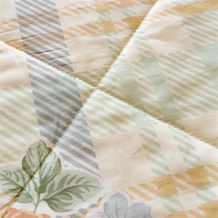 91家纺网 家纺一手货源 找家纺 蓝雀翎 2025新款全棉印花新疆棉花夏被 浪漫花香