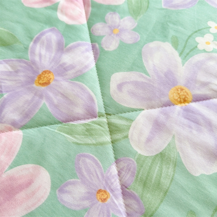 91家纺网 家纺一手货源 找家纺 蓝雀翎 2025新款全棉印花新疆棉花夏被 午后馨香