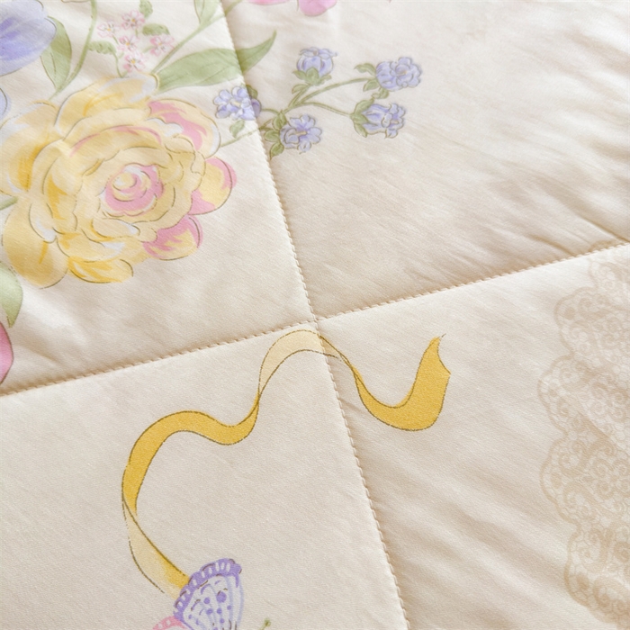 91家纺网 家纺一手货源 找家纺 蓝雀翎 2025新款全棉印花新疆棉花夏被 心怡如初