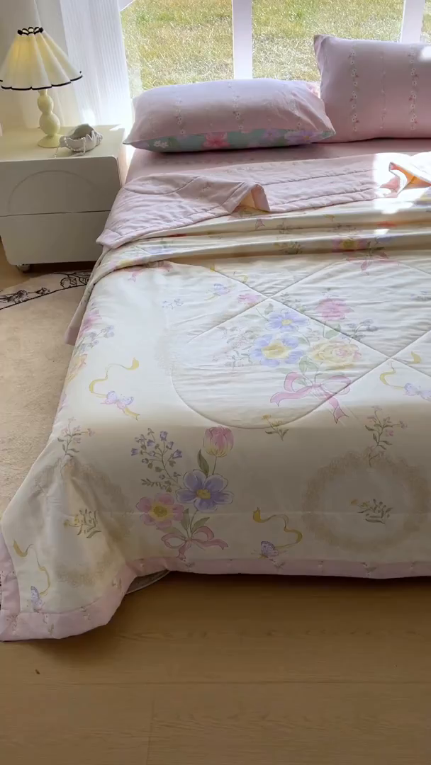 91家纺网 家纺一手货源 找家纺 蓝雀翎 2025新款全棉印花新疆棉花夏被 心怡如初