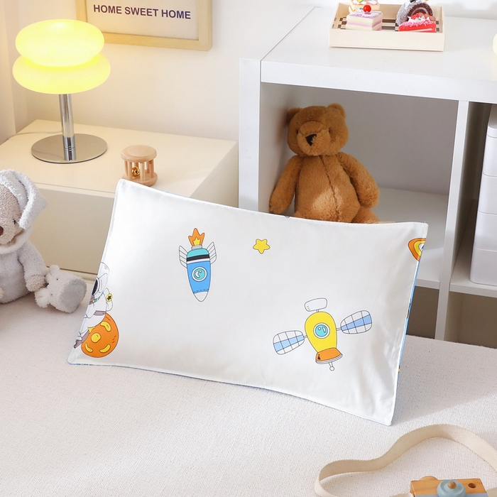 91家纺网 家纺一手货源 找家纺 2025年新款幼儿园全棉被子三件套宝宝入园纯棉六件套被褥午睡被套遨游太空