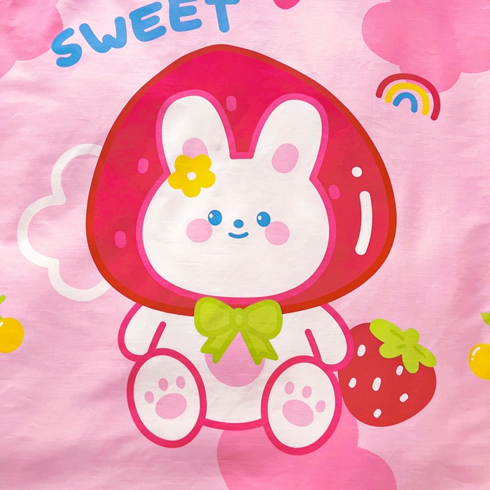 91家纺网 家纺一手货源 找家纺 2025年新款幼儿园全棉被子三件套宝宝入园纯棉六件套被褥午睡被套草莓小兔